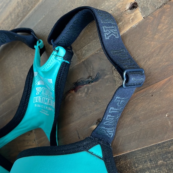 Women’s PINK Victoria’s Secret Push-Up Sports Bra Size Small (AA-C) - Picture 2 of 5